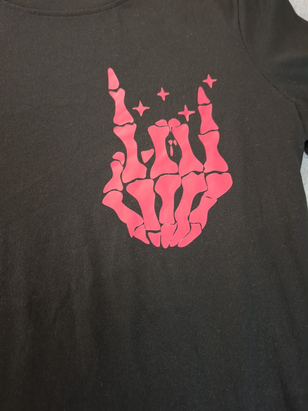 Women's Size S Black Short Sleeve Tee with Pink Skeleton Hand Graphic - Picture 2 of 7